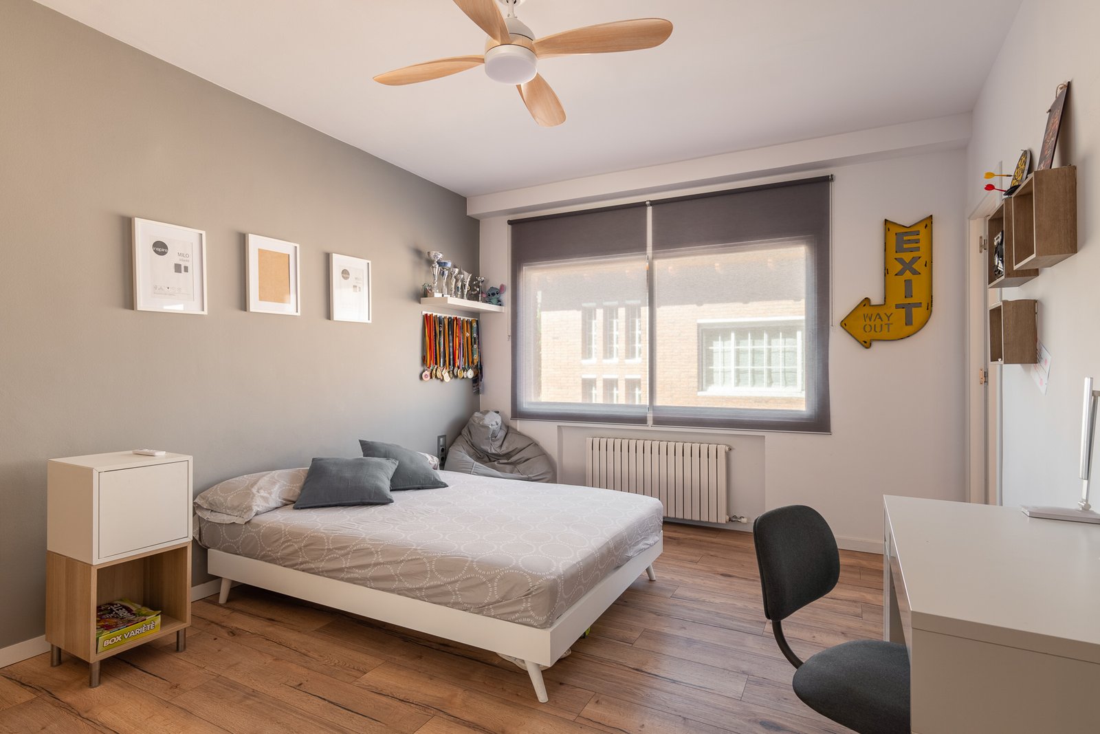 Dormitorio reformado y amueblado